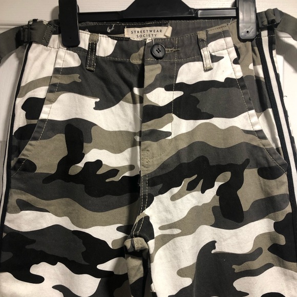 Camo boyfriend pants - Picture 2 of 3